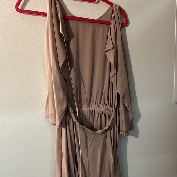 Light pink romper - Picture 3 of 3